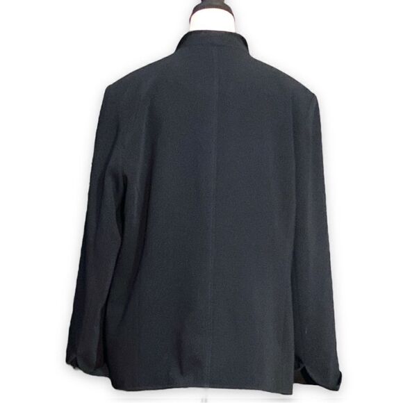$10$ add on Louben WOMEN- BLACK OPEN FRONT OVERSIZED BLAZER. - Picture 4 of 9